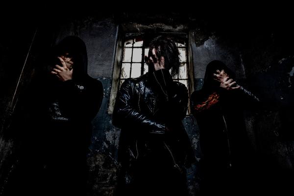 Isolert - World in Ruins (LP)